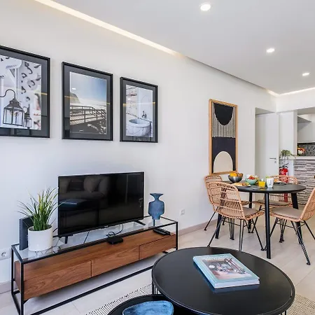 Apartman Sea View In *